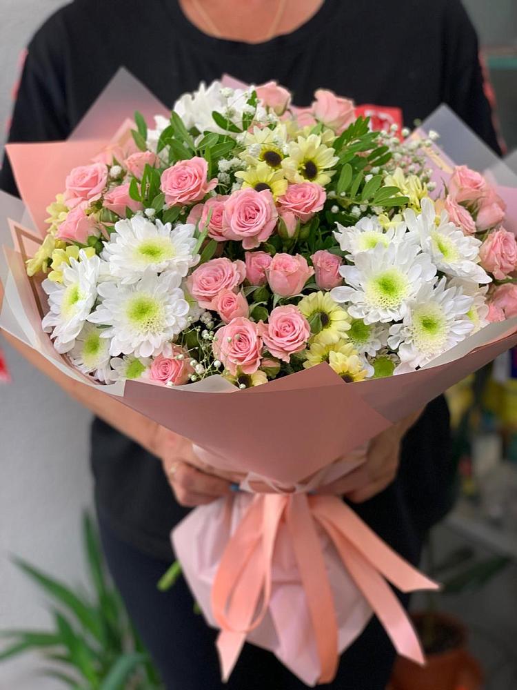 Букет цветов из: Розы и Хризантемы в Орловке