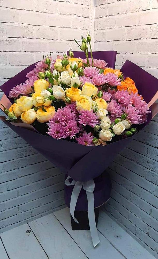 Букет цветов из: Хризантемы и Розы в Орловке