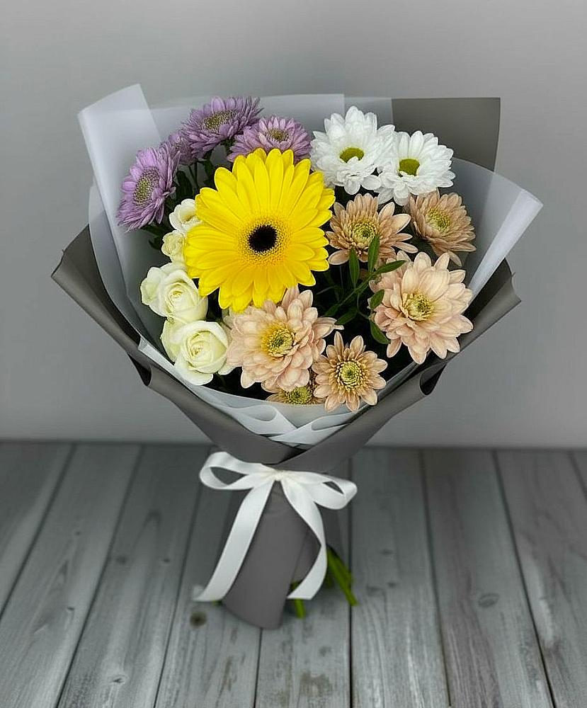 Букет цветов из: Розы, Герберы и Хризантемы в Орловке