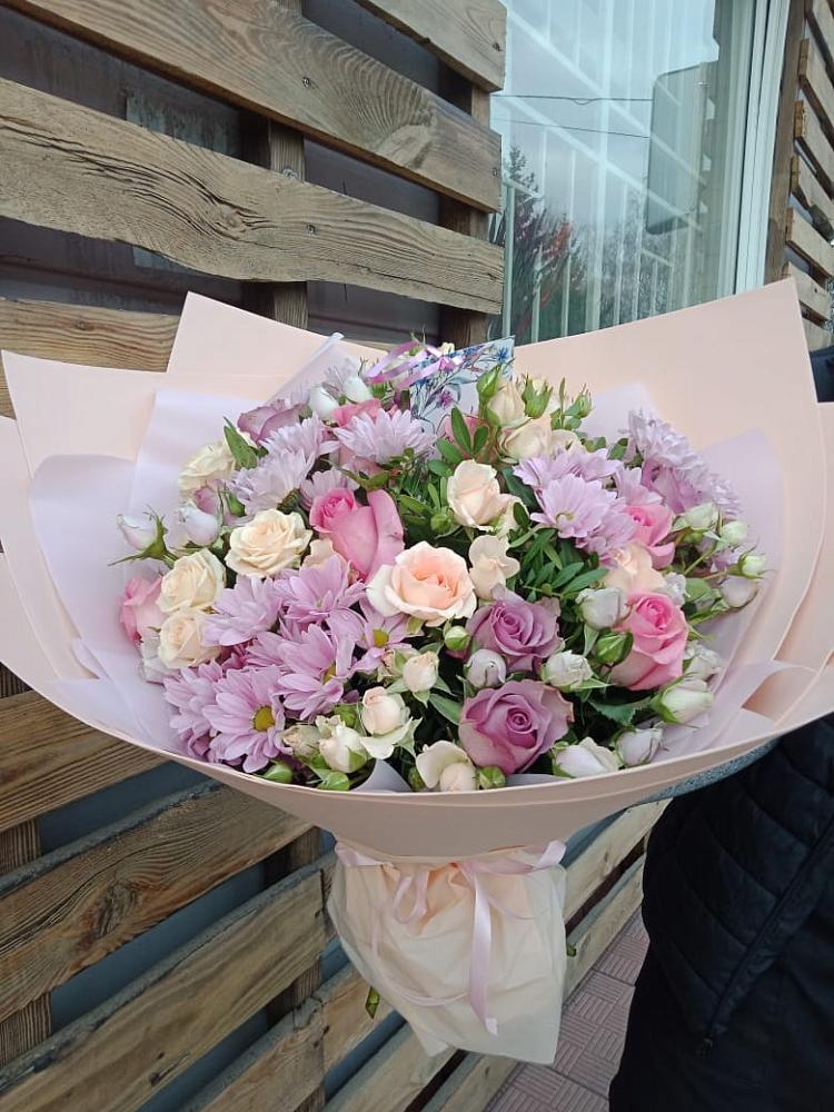 Букет цветов из: Розы и Хризантемы в Орловке