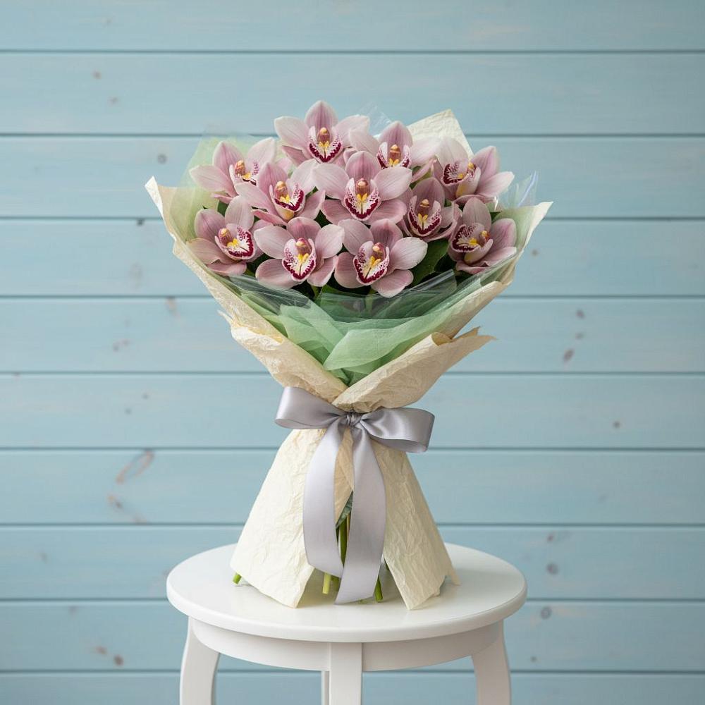 Букет цветов из: Орхидеи и Розы в Орловке