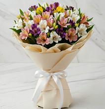 Букет цветов из:  Альстромерии в Орловке