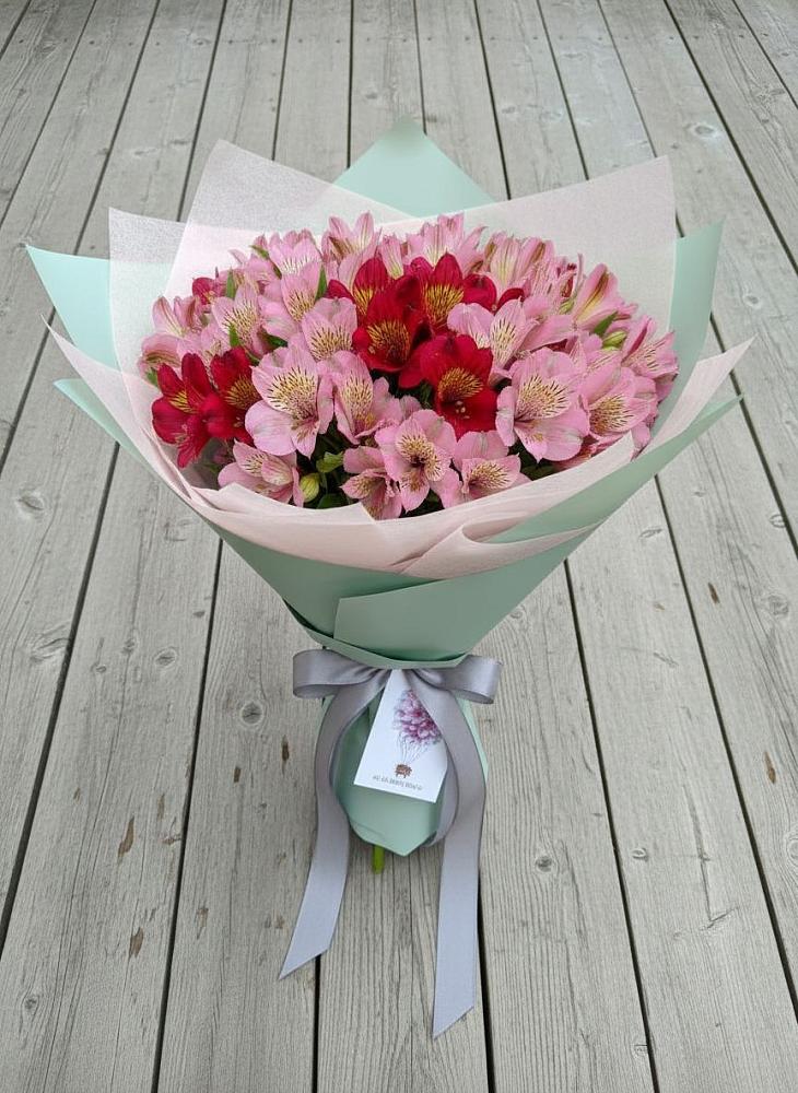 Букет цветов из: Альстромерии в Орловке