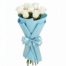 Букет 7 белых роз Проуд в Орловке