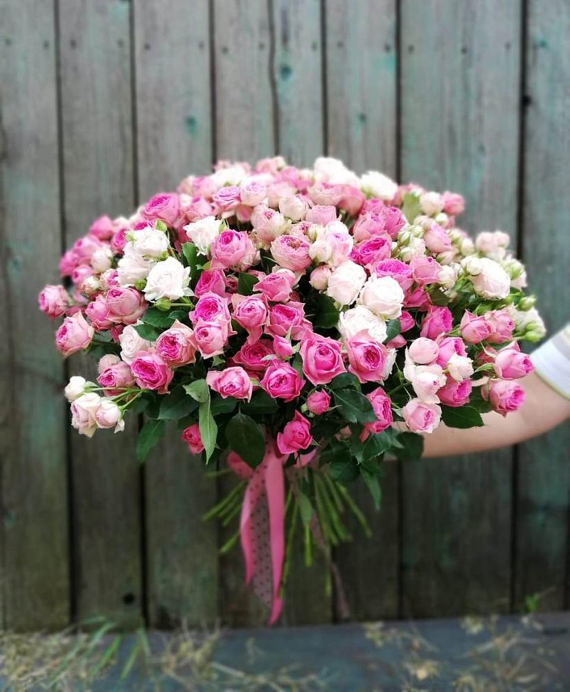 Букет Розовые кустовые розы Натали и Лав Лидия в Орловке