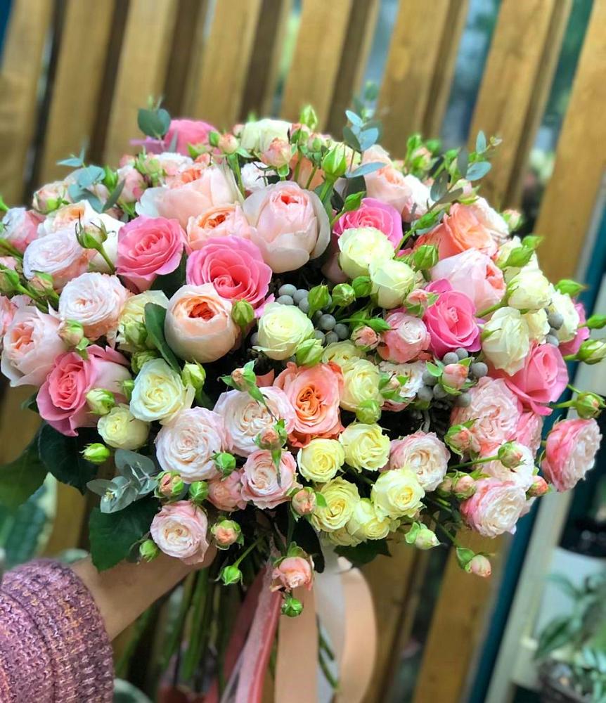 Букет цветов из: Розы в Орловке