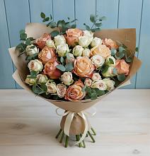 Букет цветов из:  Альстромерии и Розы в Орловке