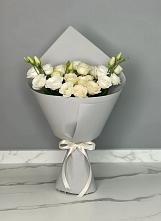 Букет цветов из:  Розы и Лизиантусы в Орловке